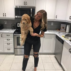 Meet your Posher, Laura